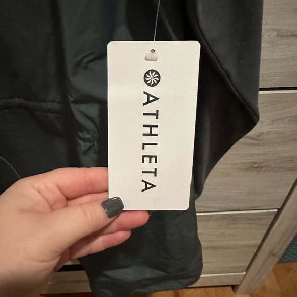 NWT Athleta Triumph Hybrid Crewneck Sweatshirt - Picture 6 of 13